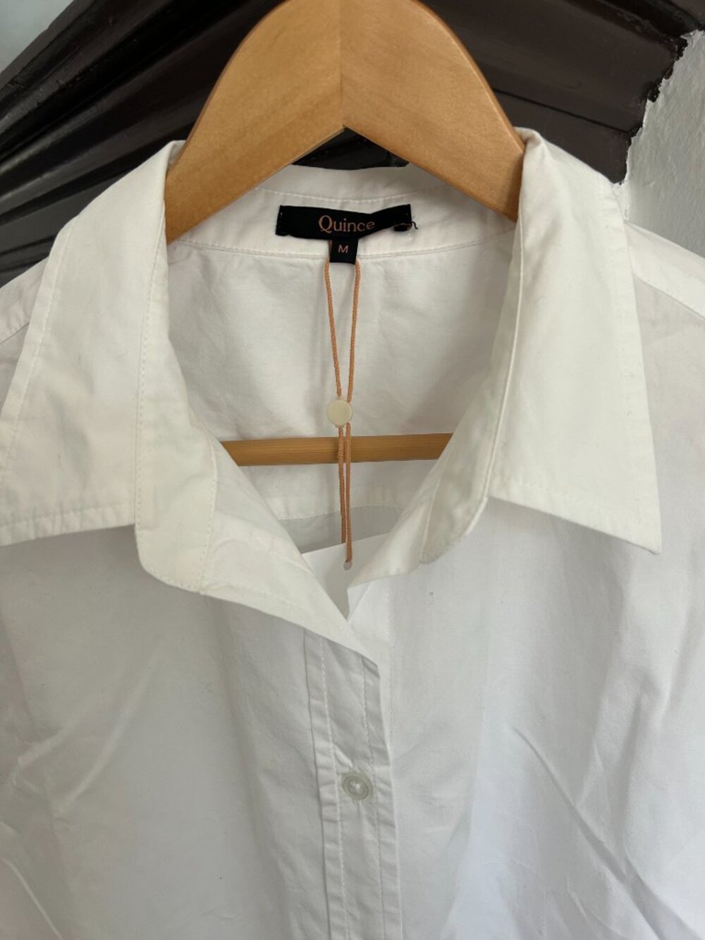 Quince Organic Cotton White Poplin Long Sleeve Shirt Size M NWT - Picture 2 of 5